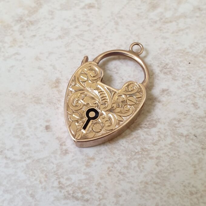 Antique Engraved Heart Padlock in 9ct Gold