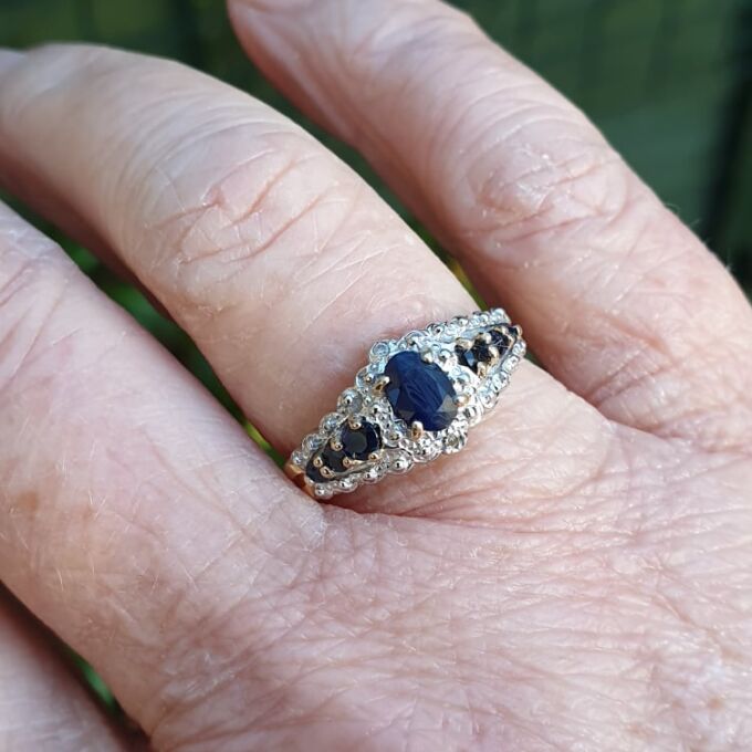 Sapphire Ring in 9ct Gold