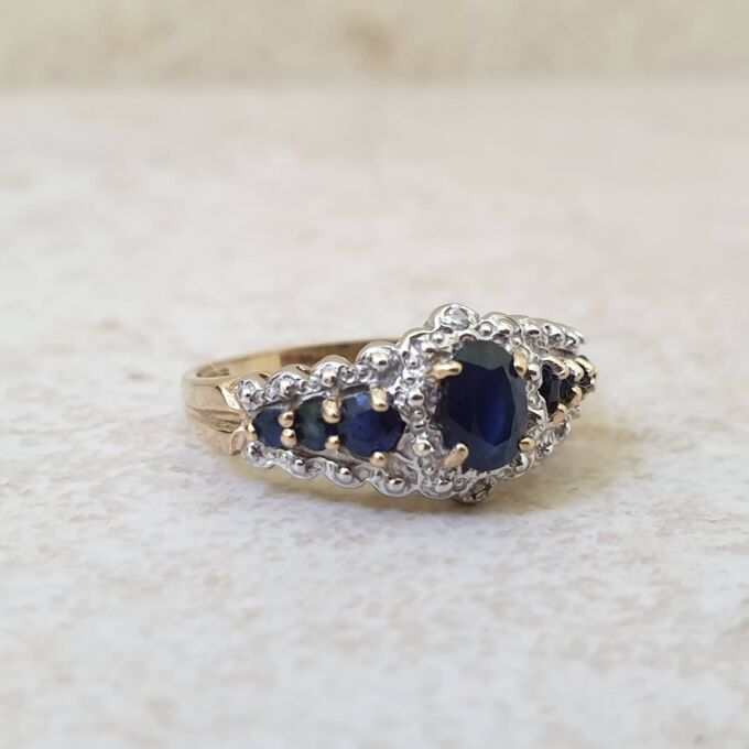 Sapphire Ring in 9ct Gold