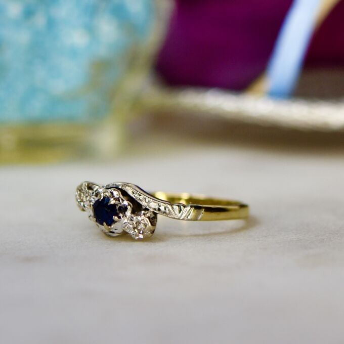 Sapphire & Diamond Ring in 18ct Gold