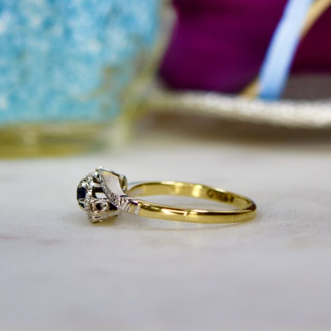 Sapphire & Diamond Ring in 18ct Gold