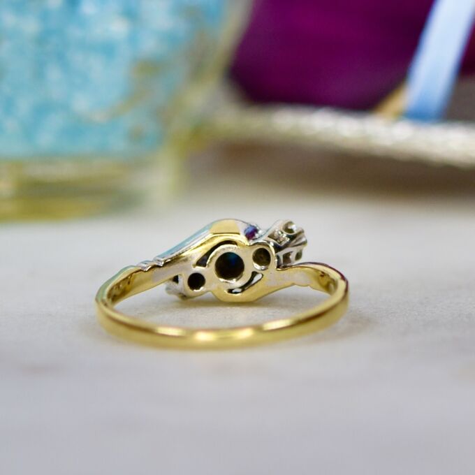 Sapphire & Diamond Ring in 18ct Gold