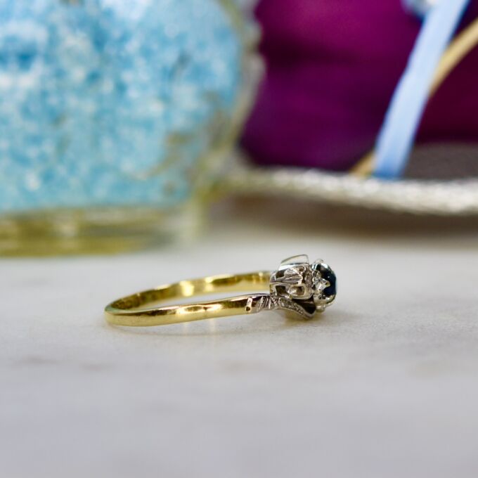 Sapphire & Diamond Ring in 18ct Gold