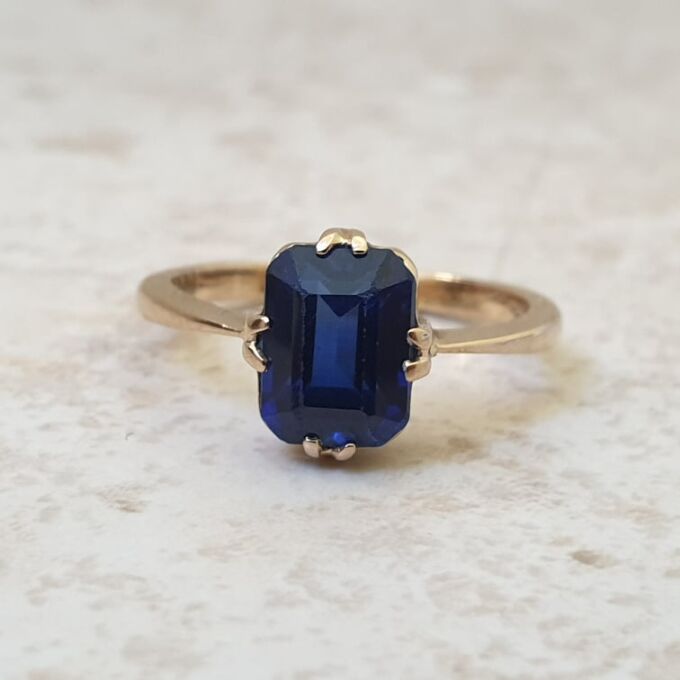 Synthetic Blue Sapphire Solitaire Ring in 18ct Gold