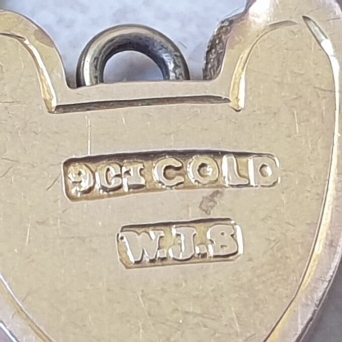 Antique Small Heart Padlock in 9ct Gold
