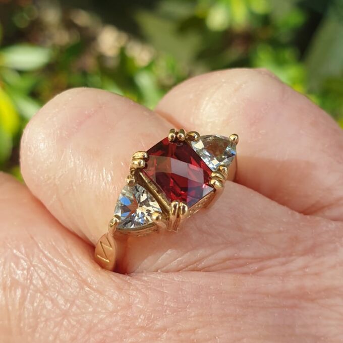 Garnet & Quartz Ring in 9ct Gold