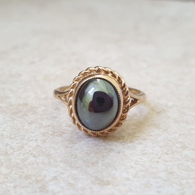Hematite Solitaire Ring in 9ct Gold