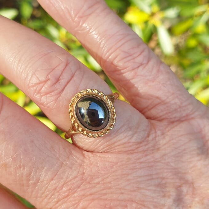 Hematite Solitaire Ring in 9ct Gold