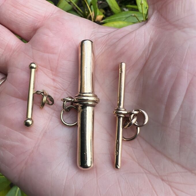 Antique Plain T or Albert Bar in 9ct Gold