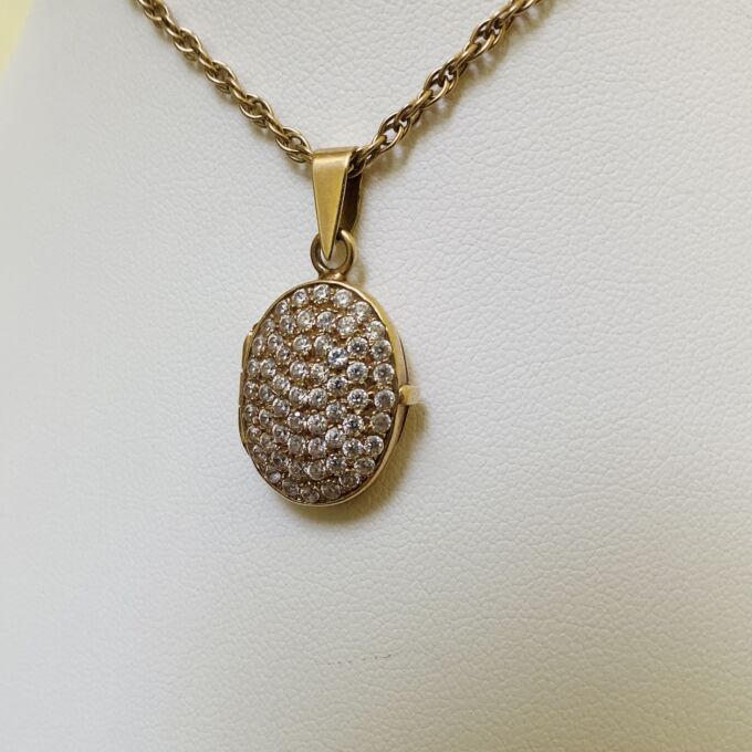 Italian Encrusted Locket in 9ct Gold