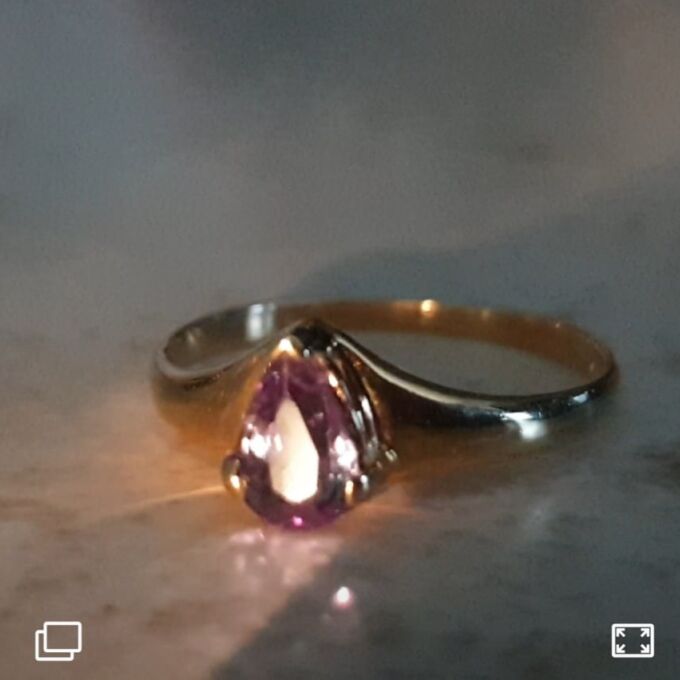 Pear Alexandrite in 18ct Gold - Gems Afire - Vintage Jewellery UK