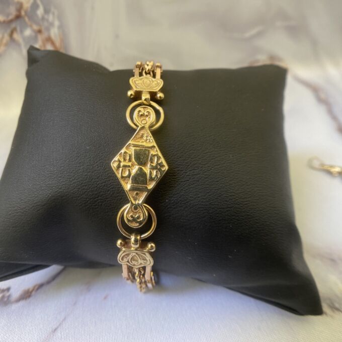 Ornate Three Strand Bracelet in 9ct Gold
