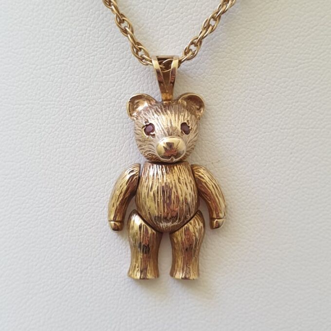 Reserved – Teddy Bear Pendant in 9ct Gold