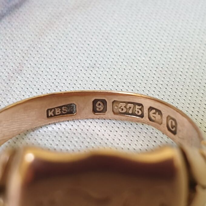 Edwardian Shield Signet Ring in 9ct Rose Gold