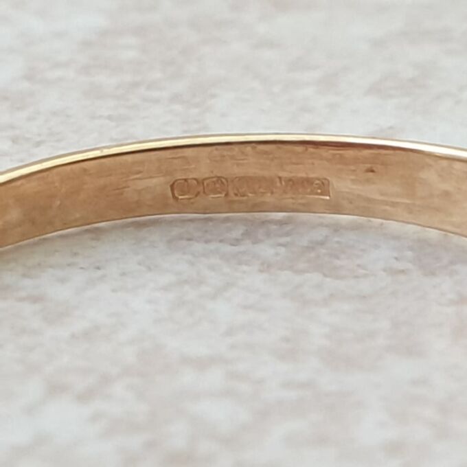 Pear Alexandrite in 18ct Gold