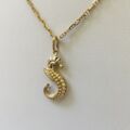 Seahorse Pendant in 9ct Gold