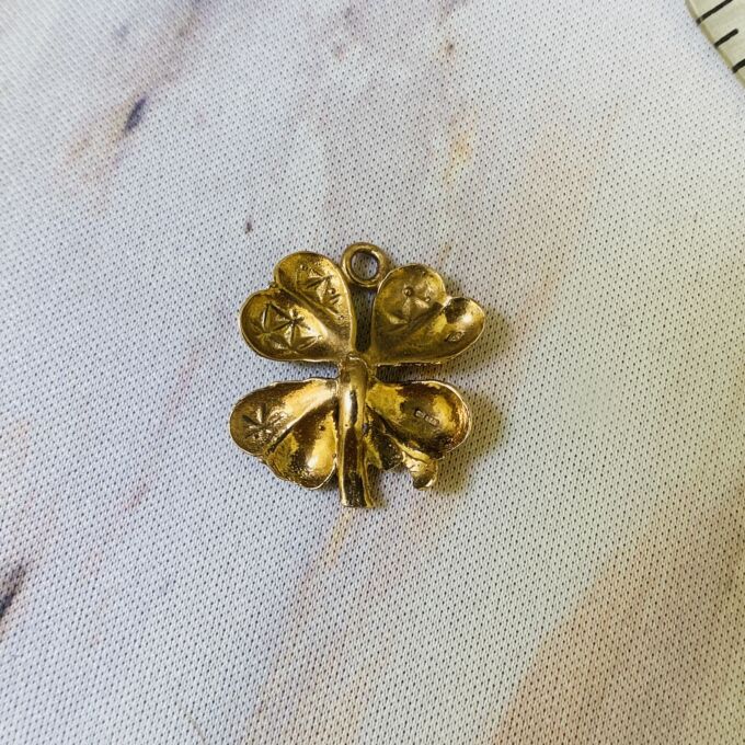 Four Leaf Clover Pendant in 9ct Gold
