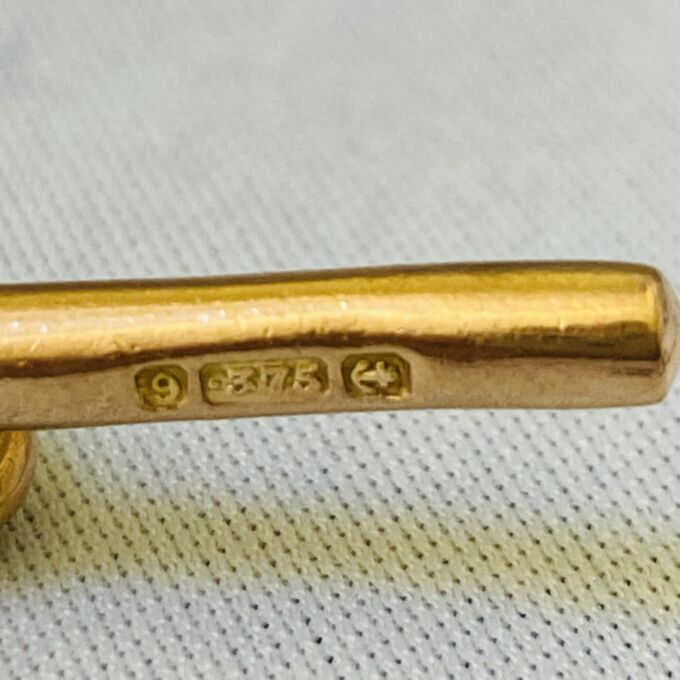 Antique Albert or T Bar in 9ct Gold