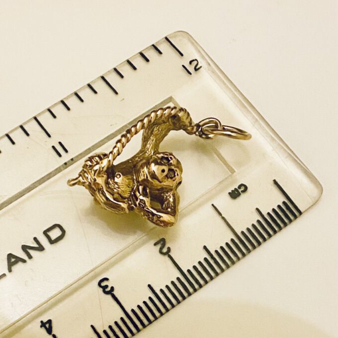 Orangutan Pendant in 9ct Gold