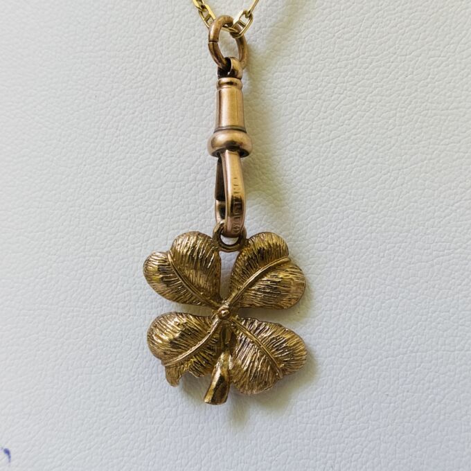 Four Leaf Clover Pendant in 9ct Gold