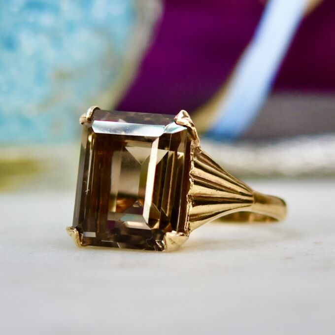 Smoky Quartz Ring in 9ct Gold