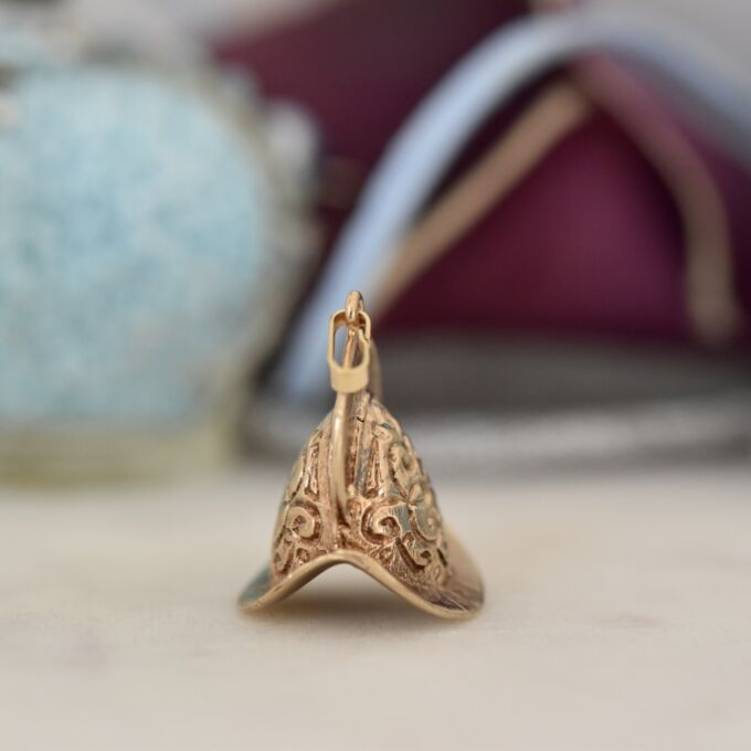 Spanish Conquistador Helmet in 9ct Gold