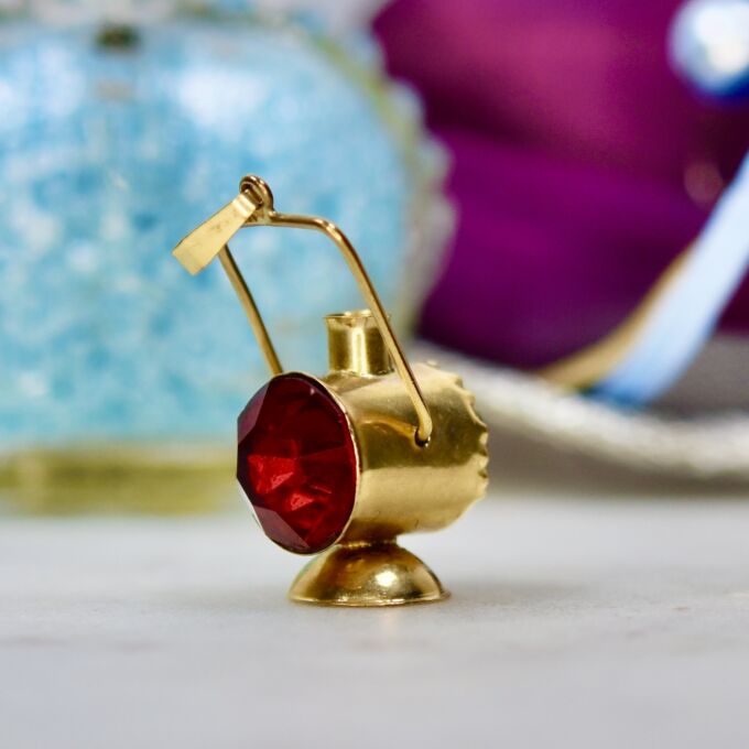 Railway Lamp Pendant in 9ct Gold