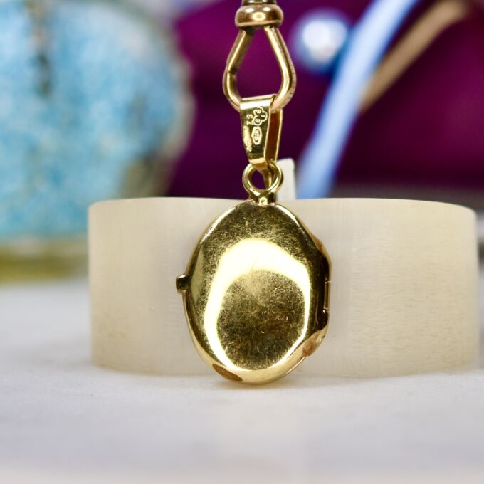 Italian Encrusted Locket in 9ct Gold