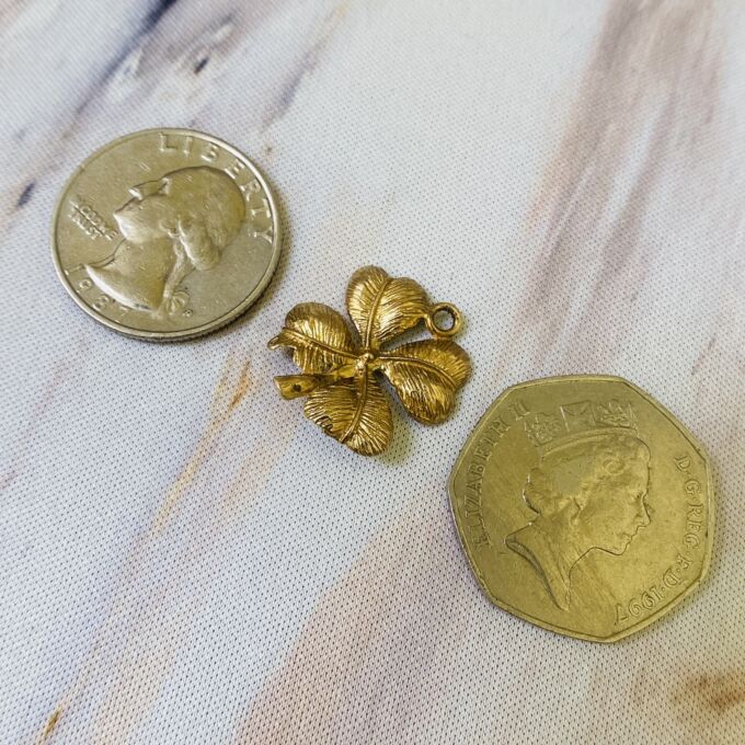 Four Leaf Clover Pendant in 9ct Gold