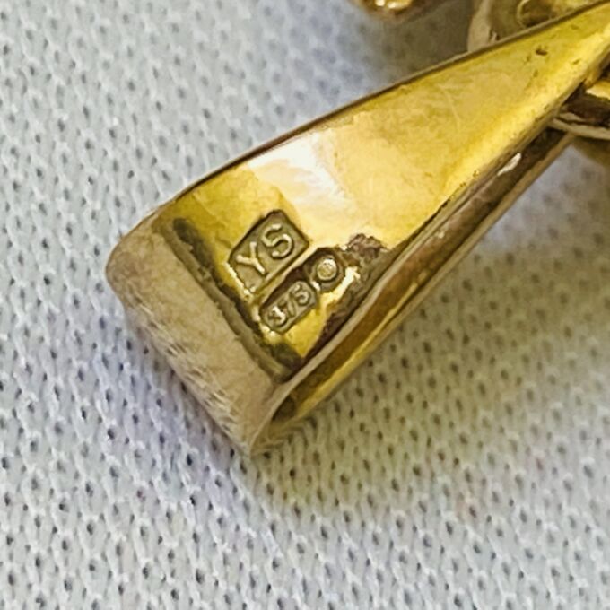 Top Hat & Tails Articulated Man in 9ct Gold