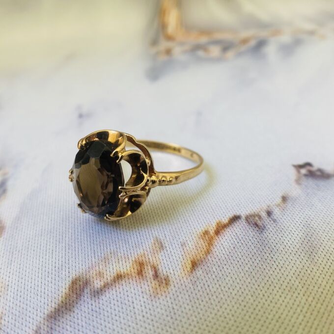 Smoky Quartz Solitaire Ring in 9ct Gold