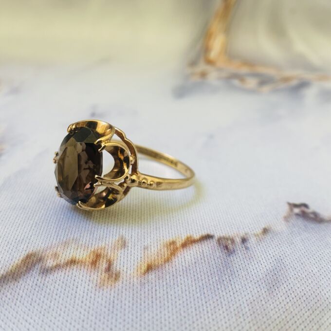 Smoky Quartz Solitaire Ring in 9ct Gold