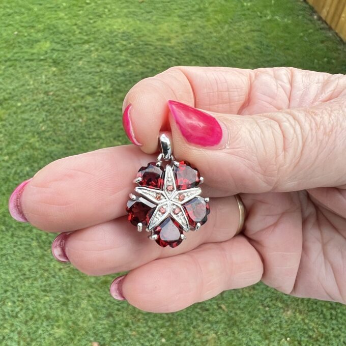 Garnet Heart & Star Pendant 9ct White Gold