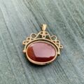 Carnelian & Onyx Spinning Pendant 9ct Gold