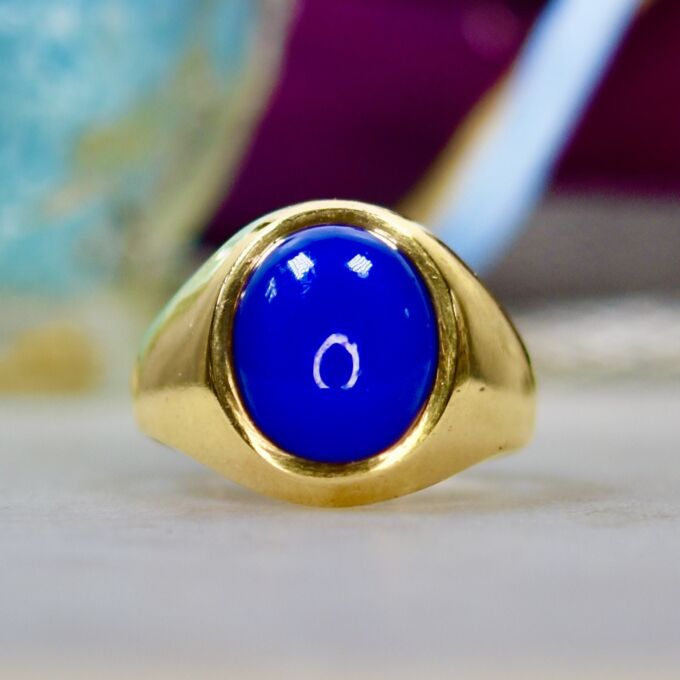 Blue Agate Signet Ring in 9ct Gold