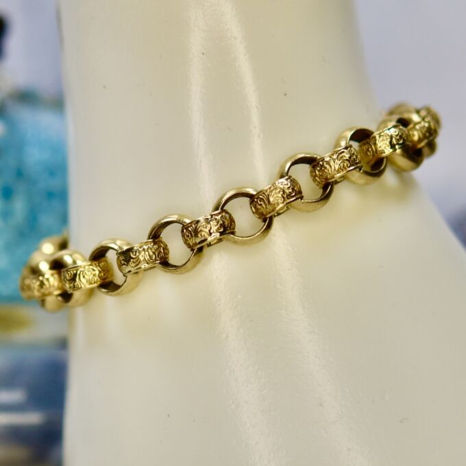 Ornate Rollerball Belcher Bracelet in 9ct Gold