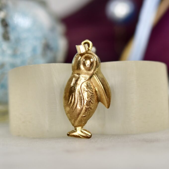 Toucan Bird Pendant in 9ct Gold