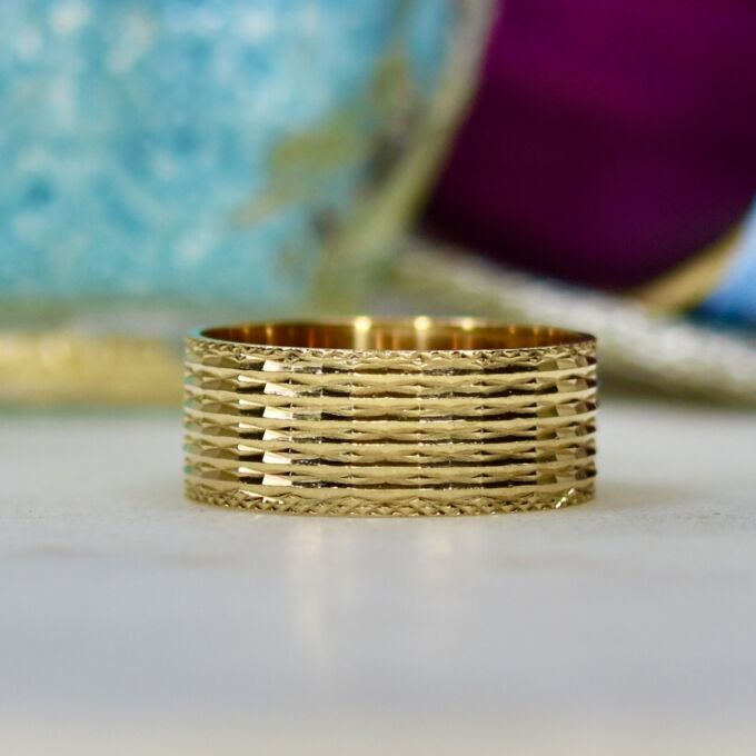 Diamond Cut Geometric Band Ring in 9ct Gold