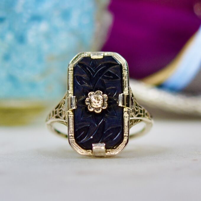 Carved Onyx Diamond Filigree Ring in 9ct Gold