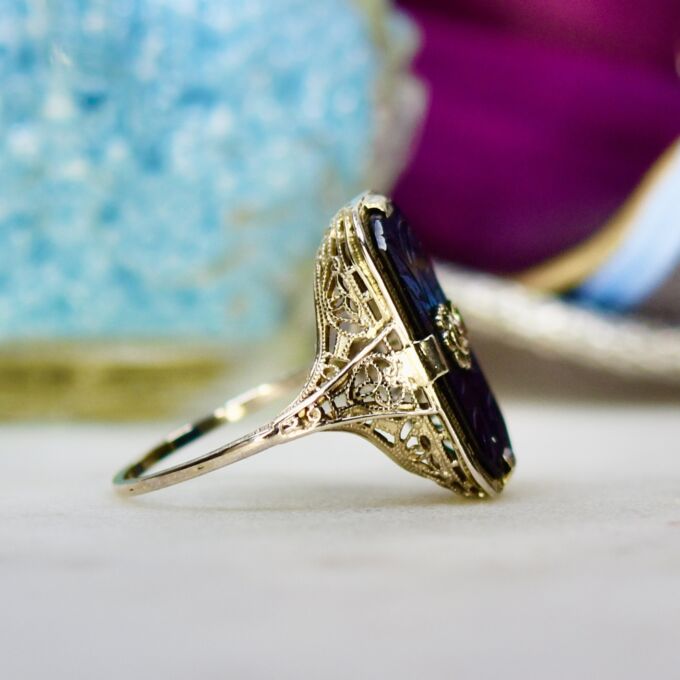 Carved Onyx Diamond Filigree Ring in 9ct Gold