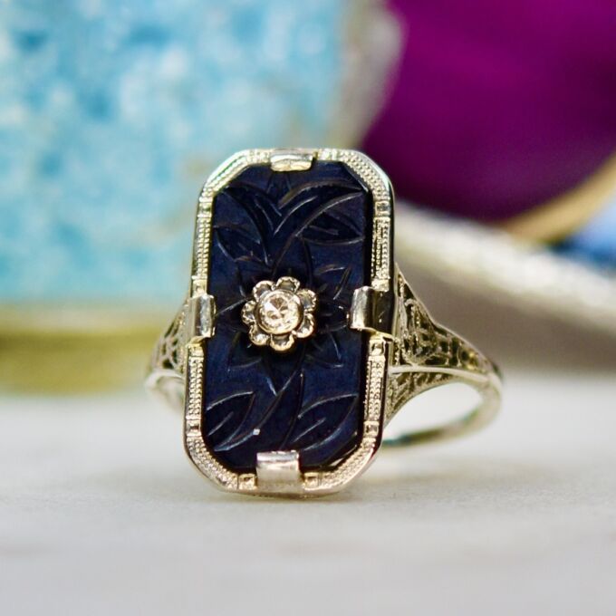 Carved Onyx Diamond Filigree Ring in 9ct Gold