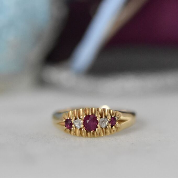 Antique Ruby & Diamond Ring in 18ct Gold