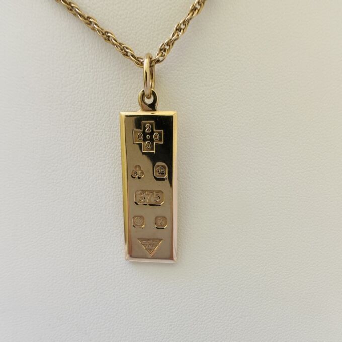 Millenium Ingot Pendant in 9ct Gold