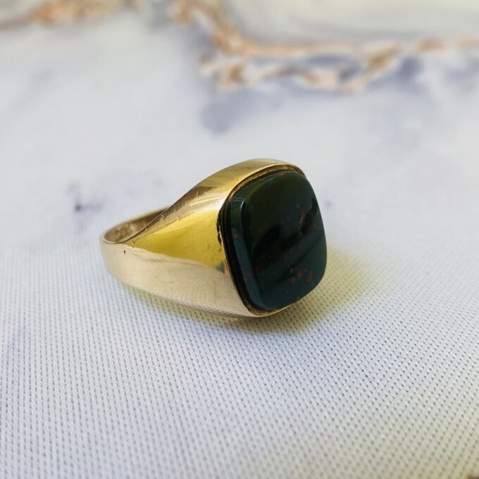Bloodstone Signet Ring in 9ct Gold