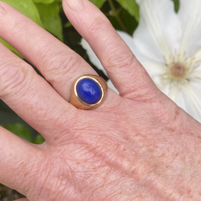 Blue Agate Signet Ring in 9ct Gold