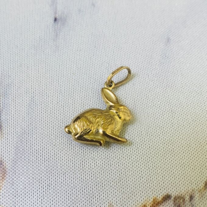 Rabbit Charm Pendant in 9ct Gold