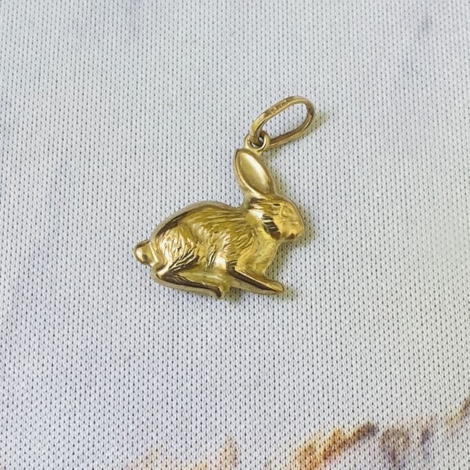 Rabbit Charm Pendant in 9ct Gold