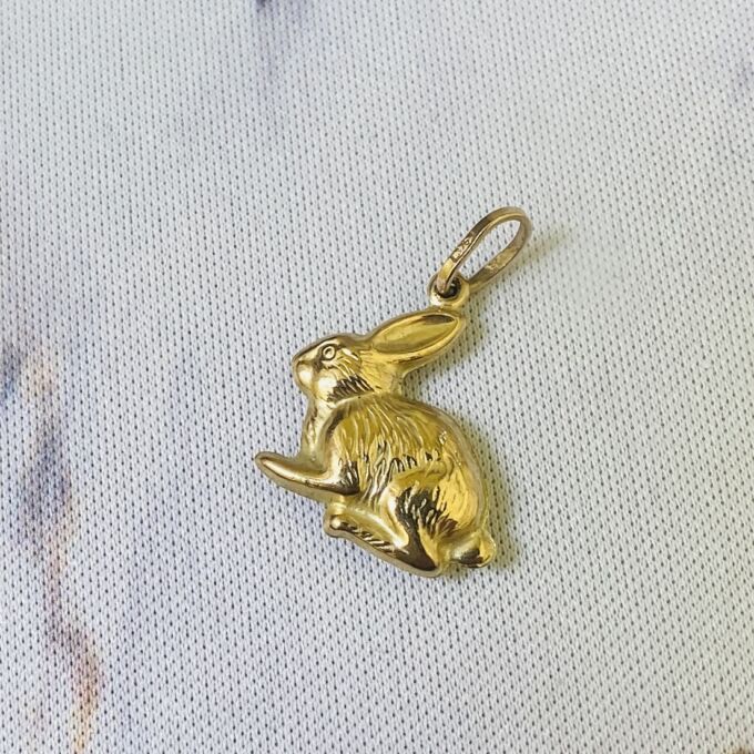 Rabbit Charm Pendant in 9ct Gold