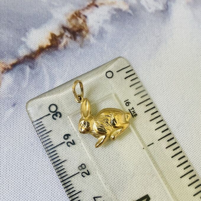 Rabbit Charm Pendant in 9ct Gold