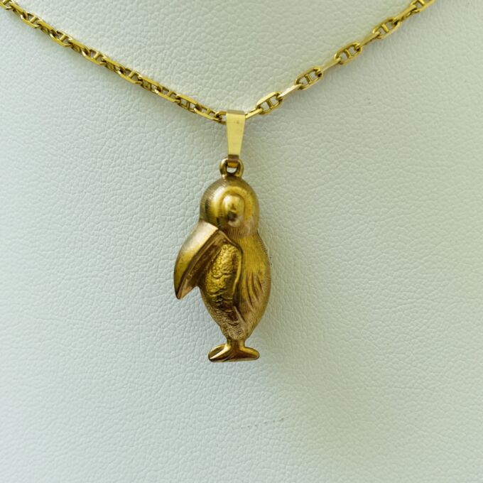 Toucan Bird Pendant in 9ct Gold